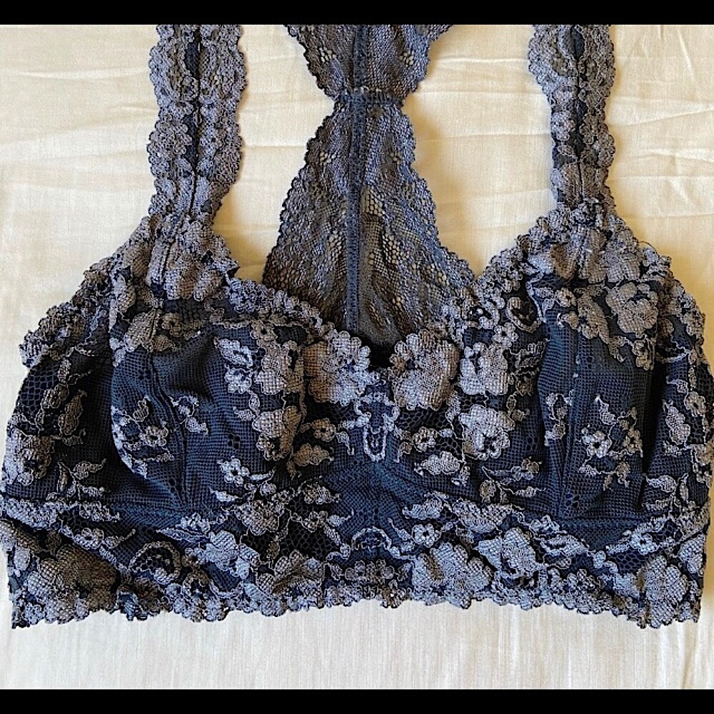 🆕🔥FREE PEOPLE(INTIMATELY-FREE)SUPER SEXY LACE&CROTCHET BEAUTIFUL PATTERN&COLOR - Picture 3 of 4